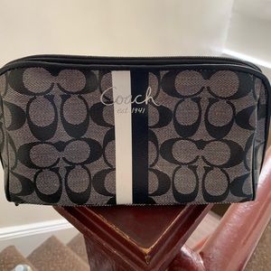 Coach Makeup Case